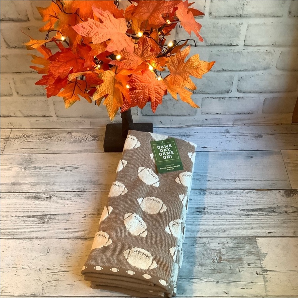 Game Day Set of 2 Football Toss Kitchen Towel Set